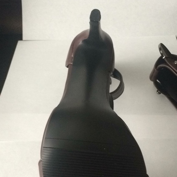 Never worn “too tall ;)” brown T-strap stilettos - Picture 4 of 6